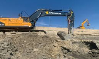 Разработка грунта под коллекторы в Усть-Илимске от 2610 руб. – 2Землекопа-Сть